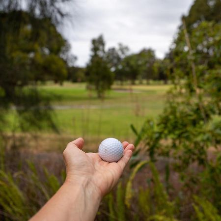Primbee Golf Place Inn Wollongong المظهر الخارجي الصورة